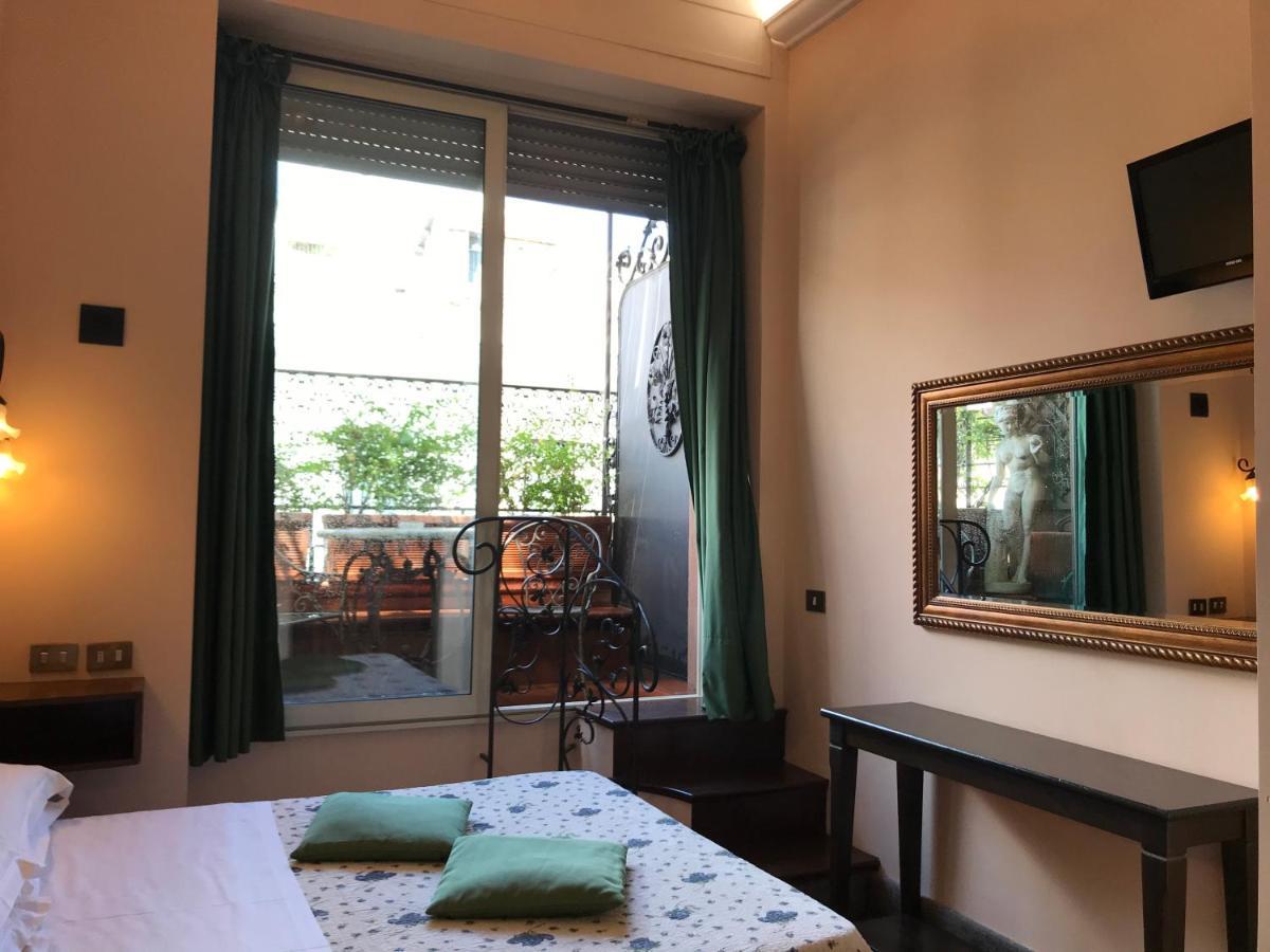 Doppelzimmer mit Balkon