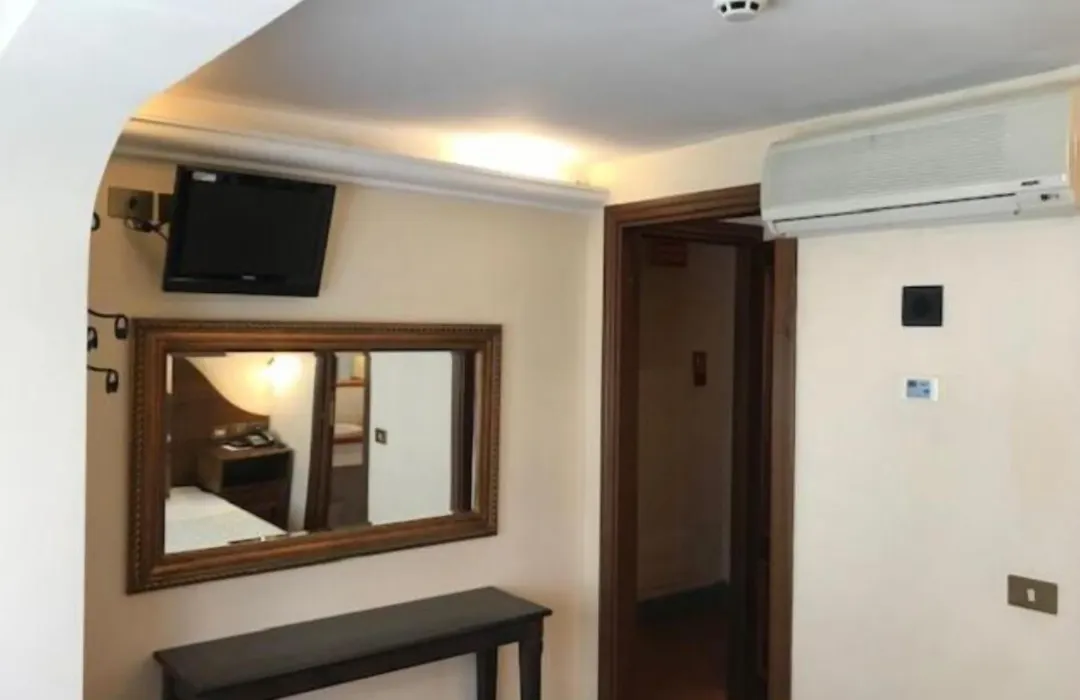 Hotel OKAPI-1