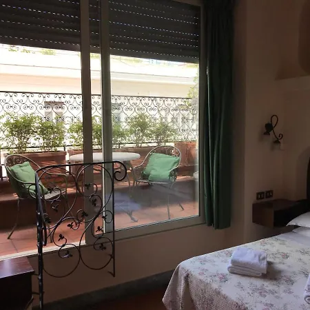 Hotel OKAPI-2